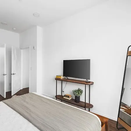 Modern Gulch Getaway With Pool, Parking, And Patio Apartment *