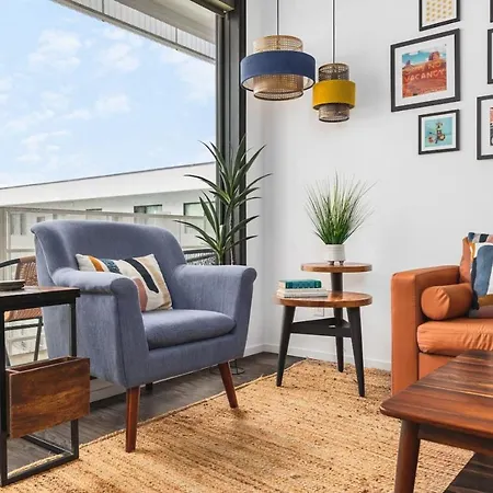 Apartment Modern Gulch Getaway With Pool, Parking, And Patio *