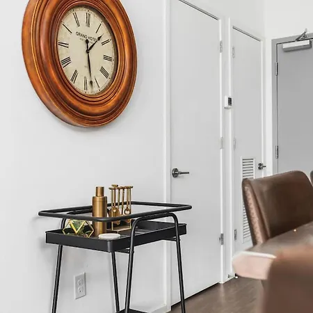Modern Gulch Getaway With Pool, Parking, And Patio * Nashville