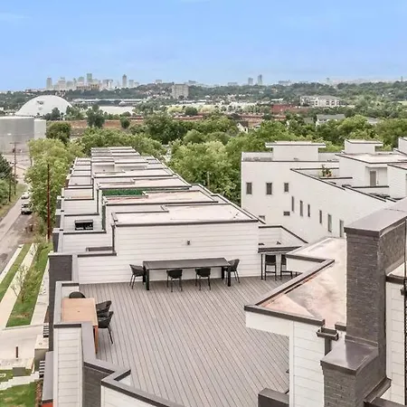 Rooftop Skyline Views Dt Nash Sleeps 12 * Nashville