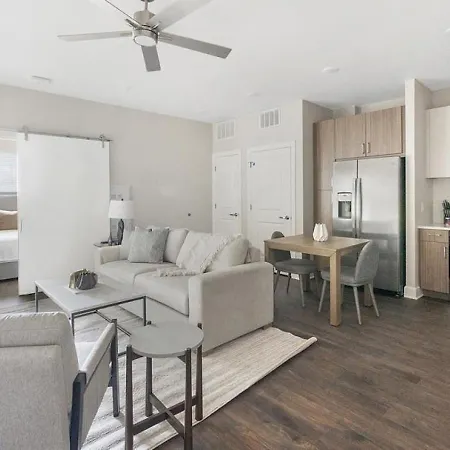 Landing - Modern With Amazing Amenities * Nashville