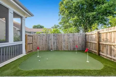 The Hadley House - Cozy Porch & Fenced In Backyard * Nashville