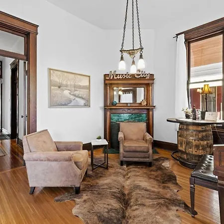Historic Nashvilla On Music Row - 2 King Holiday home