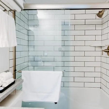 The Vinyl At Music Row - 1 Bedroom Apartment *