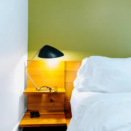 The Vinyl At Music Row - 1 Bedroom Apartment