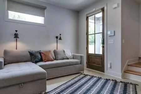 East Homes For Family Gatherings Nashville