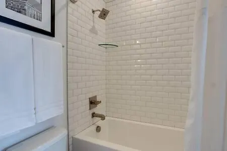 The Leland- Luxury Escape Near Local Favorites Holiday home Nashville