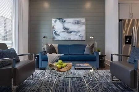The Leland- Luxury Escape Near Local Favorites Holiday home *