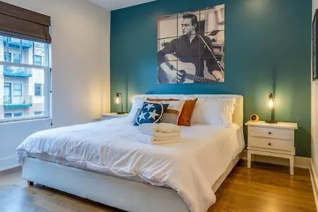 Holiday home The Elliott - King Beds For Summer In 12 South Nashville