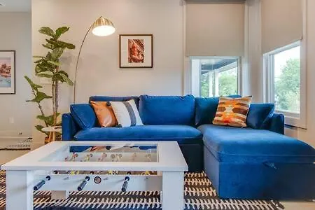 Comfy East For 10 Holiday home Nashville