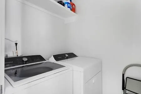 The Brooks House - 6 Mins To Broadway, Firepit Holiday home