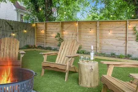 The Brooks House - 6 Mins To Broadway, Firepit Holiday home *