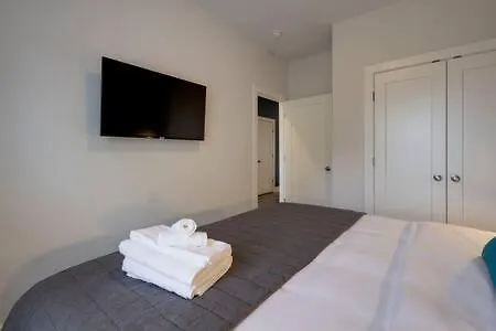 Holiday home The Brooks House - 6 Mins To Broadway, Firepit Nashville