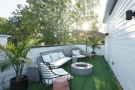 Hall House - Stunning With Beautiful Rooftop! * Nashville