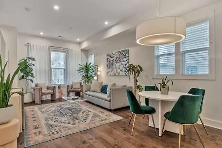 Hall House - Stunning With Beautiful Rooftop! * Nashville