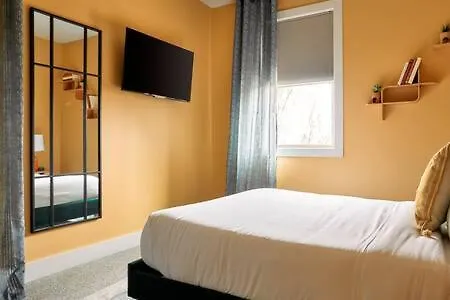 The Morris - Designer Flair 2 Miles To Broadway! Holiday home *