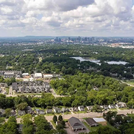Luxurious In The Heart Of Downtown Holiday home *