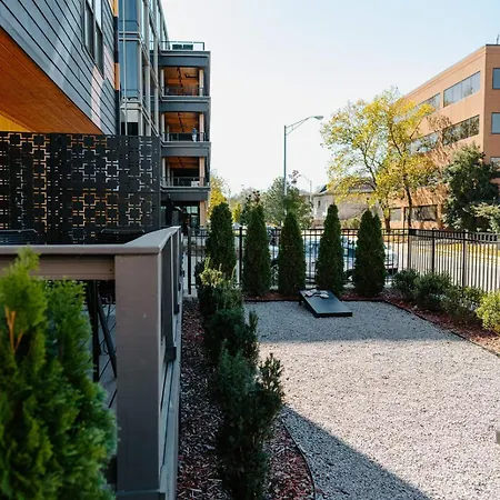 The Vinyl At Music Row - Garden Apartment