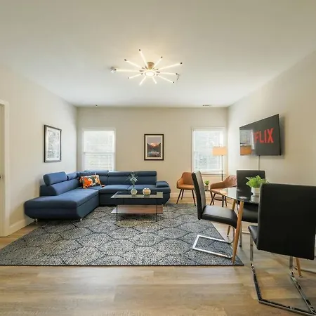 Apartment Luxury 2br King Beds With Optional Parking Near Vanderbilt & Broadway Nashville