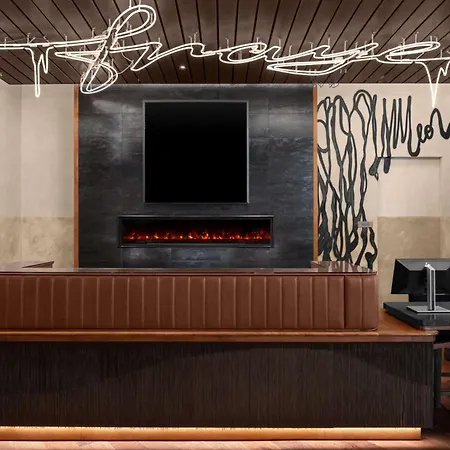 Fraye Nashville, Curio Collection By Hilton Nashville