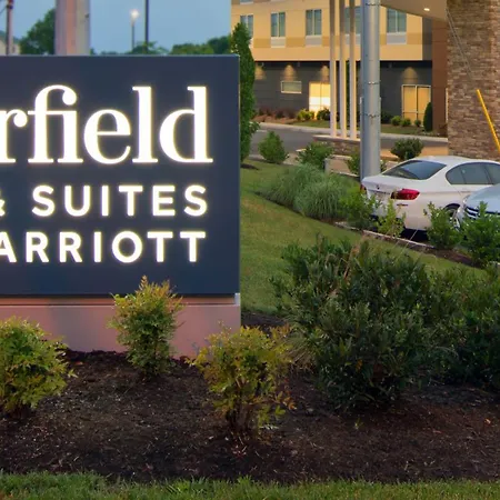 Fairfield & By Marriott Airport Nashville