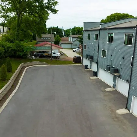 Weho Home, Geodis Park, Mini-golf, Arcade, 10min To Downtown! Sleeps 10! * Nashville
