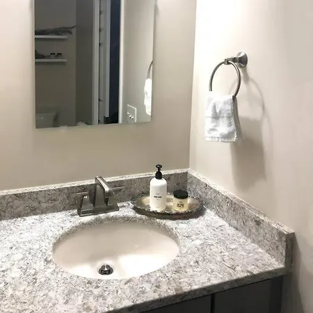 East Garden With 3 Bedrooms Nashville
