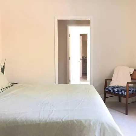 East Garden With 3 Bedrooms Apartment