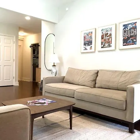 East Garden With 3 Bedrooms Apartment