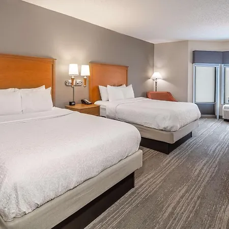 Hotel Hampton & Nashville-vanderbilt-elliston Place 3*