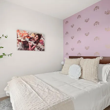 Hyve Apartment *
