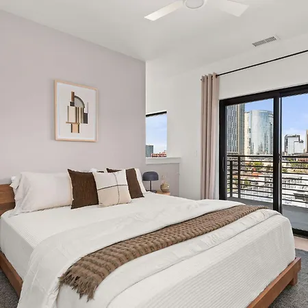 Hyve Apartment