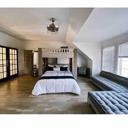 Luxury@lake Mansion Pool/hot Tub For Discerning Tastes Nashville