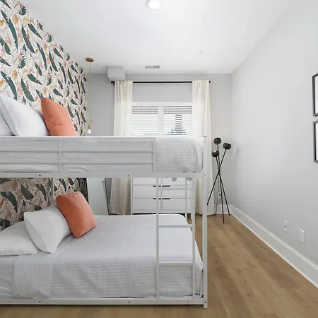 Near Downtown Broadway & Stadium With Free Parking *