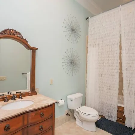 Supreme Luxury For Discerning Tastes Holiday home Nashville