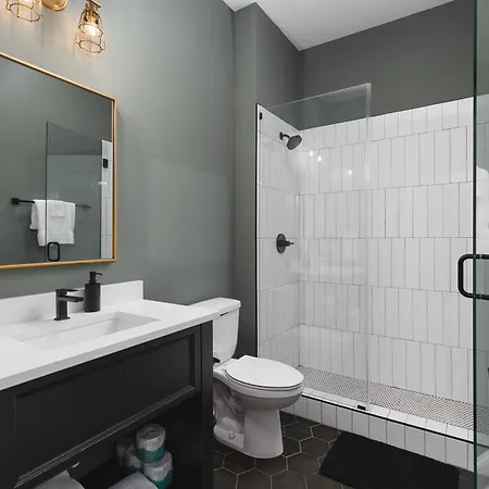 Apartment Chic And Cozy Designer 3 Miles To Downtown Nashville