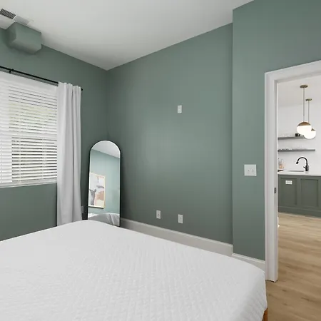 Chic And Cozy Designer 3 Miles To Downtown Nashville