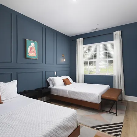 Chic East With Free Parking 3 Mi To Broadway Nashville