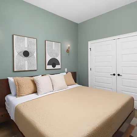 Apartment Luxury Design Condo, Close To Downtown Broadway & Coffee Nashville