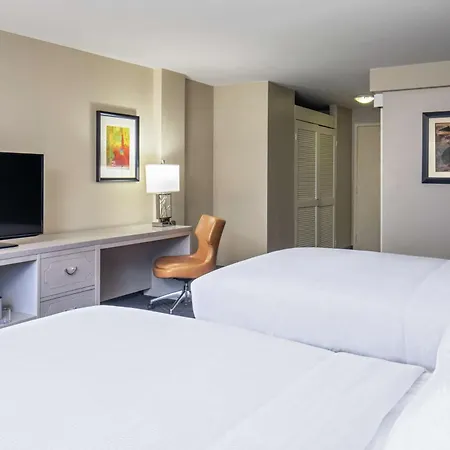 Doubletree By Hilton Downtown Nashville
