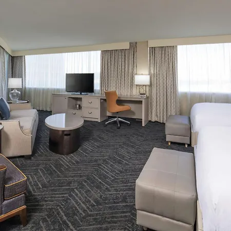 Hotel Doubletree By Hilton Downtown Nashville
