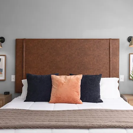 Apartment Tranquil Haven Close To Broadway With Free Parking