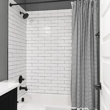 Modern Spacious With Parking By Downtown Broadway * Nashville