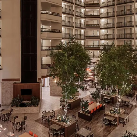 Hotel Embassy By Hilton Airport Nashville
