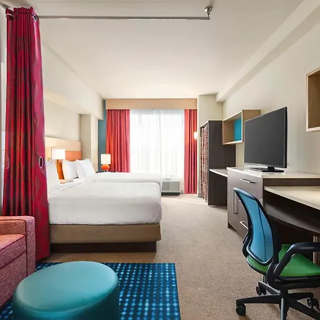 Home2 By Hilton West End Avenue 3*