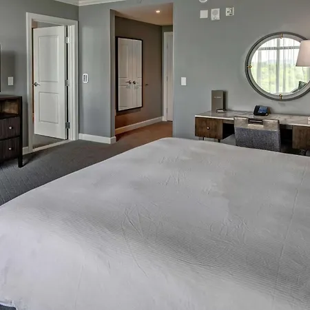 Hilton Hills Nashville