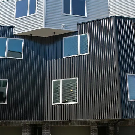 Holiday home Luxury Townhome Skyline Views Mins To Dt