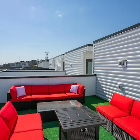 Holiday home Luxury Townhome Skyline Views Mins To Dt