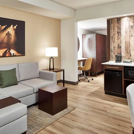 Hotel Embassy By Hilton Downtown 4*