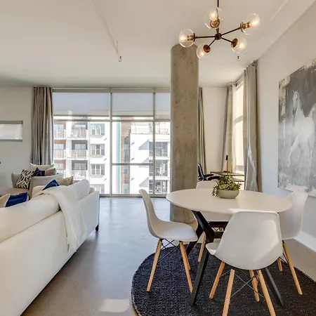 Amazing 2 Bd 4th Floor With Spectacular Views * Nashville